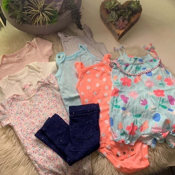 Bundle of baby girl infant nine month summer clothes - Picture 1 of 5